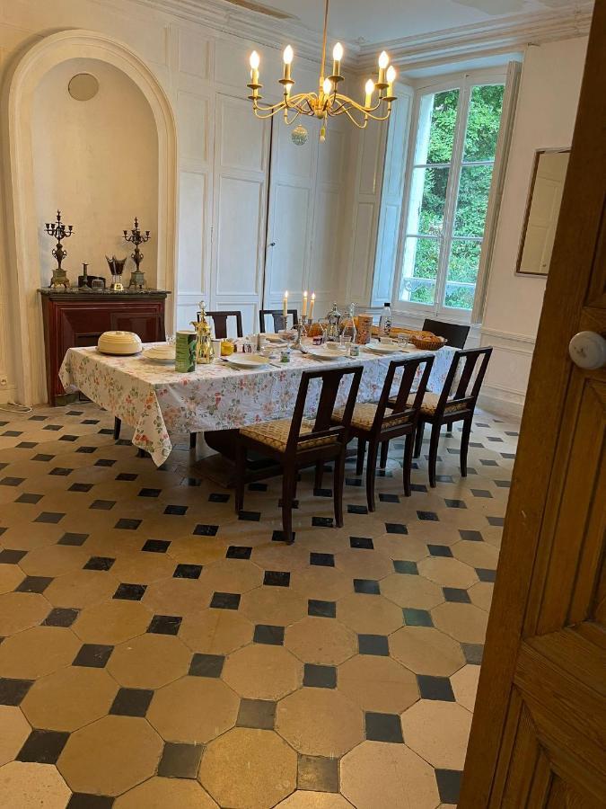 Yxie - Manoir Des Arts Bed & Breakfast Villeblevin ภายนอก รูปภาพ