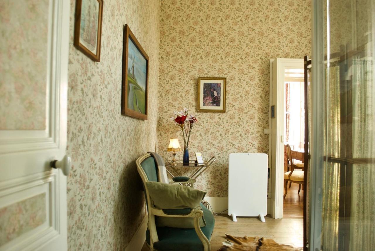 Yxie - Manoir Des Arts Bed & Breakfast Villeblevin ภายนอก รูปภาพ