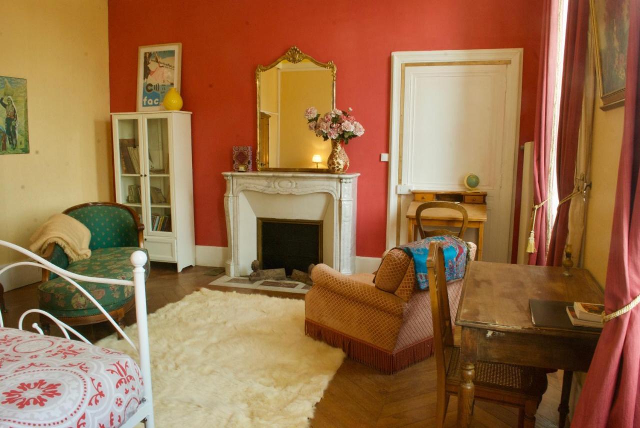 Yxie - Manoir Des Arts Bed & Breakfast Villeblevin ภายนอก รูปภาพ