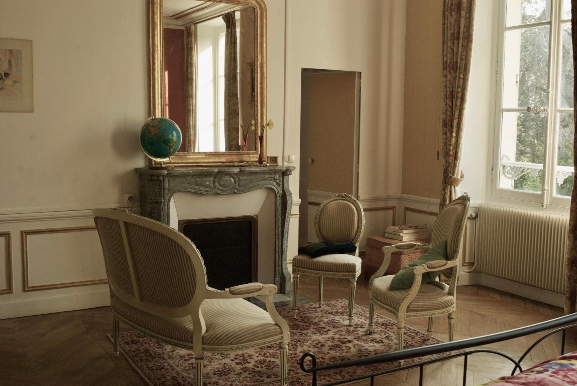Yxie - Manoir Des Arts Bed & Breakfast Villeblevin ห้อง รูปภาพ