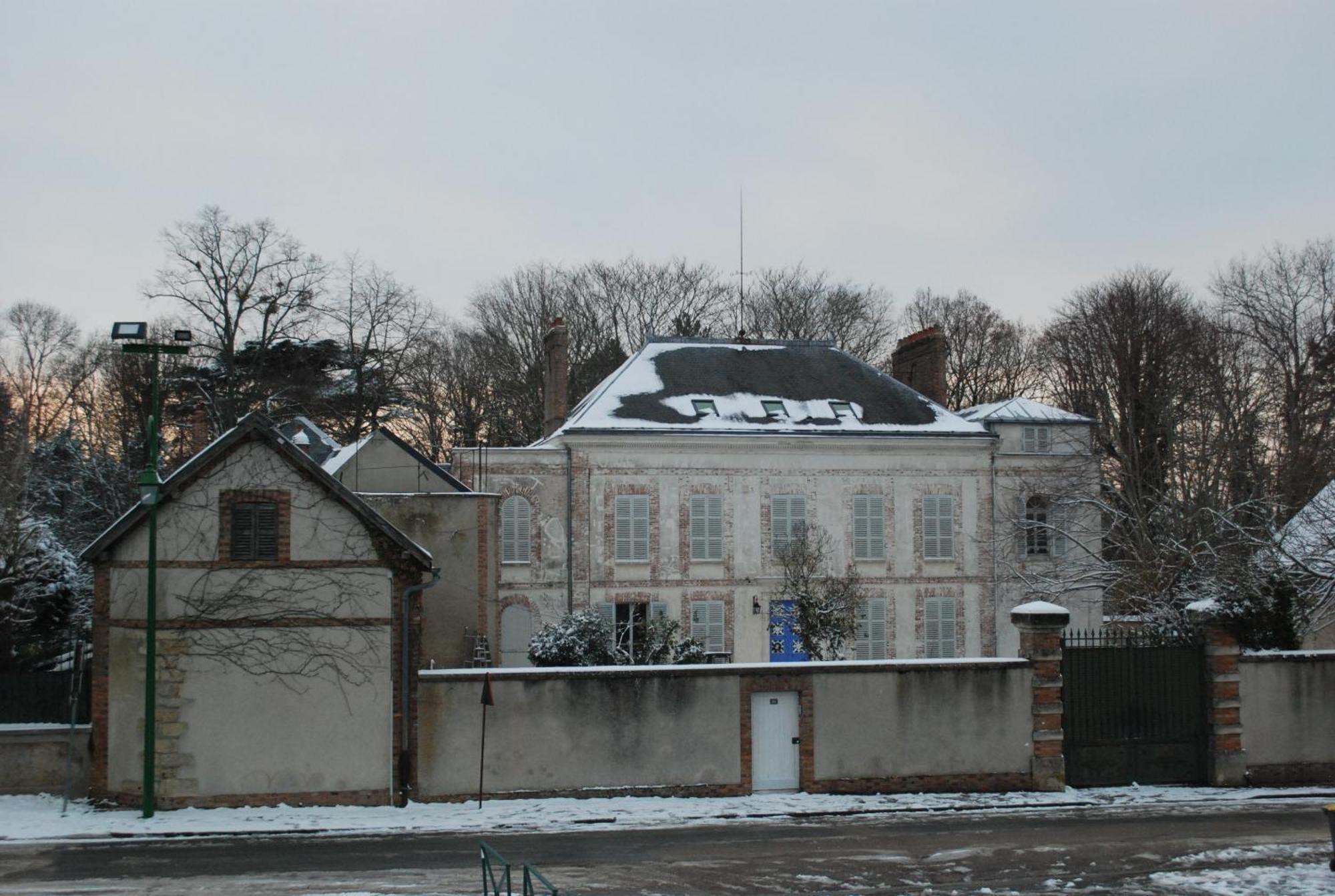 Yxie - Manoir Des Arts Bed & Breakfast Villeblevin ภายนอก รูปภาพ