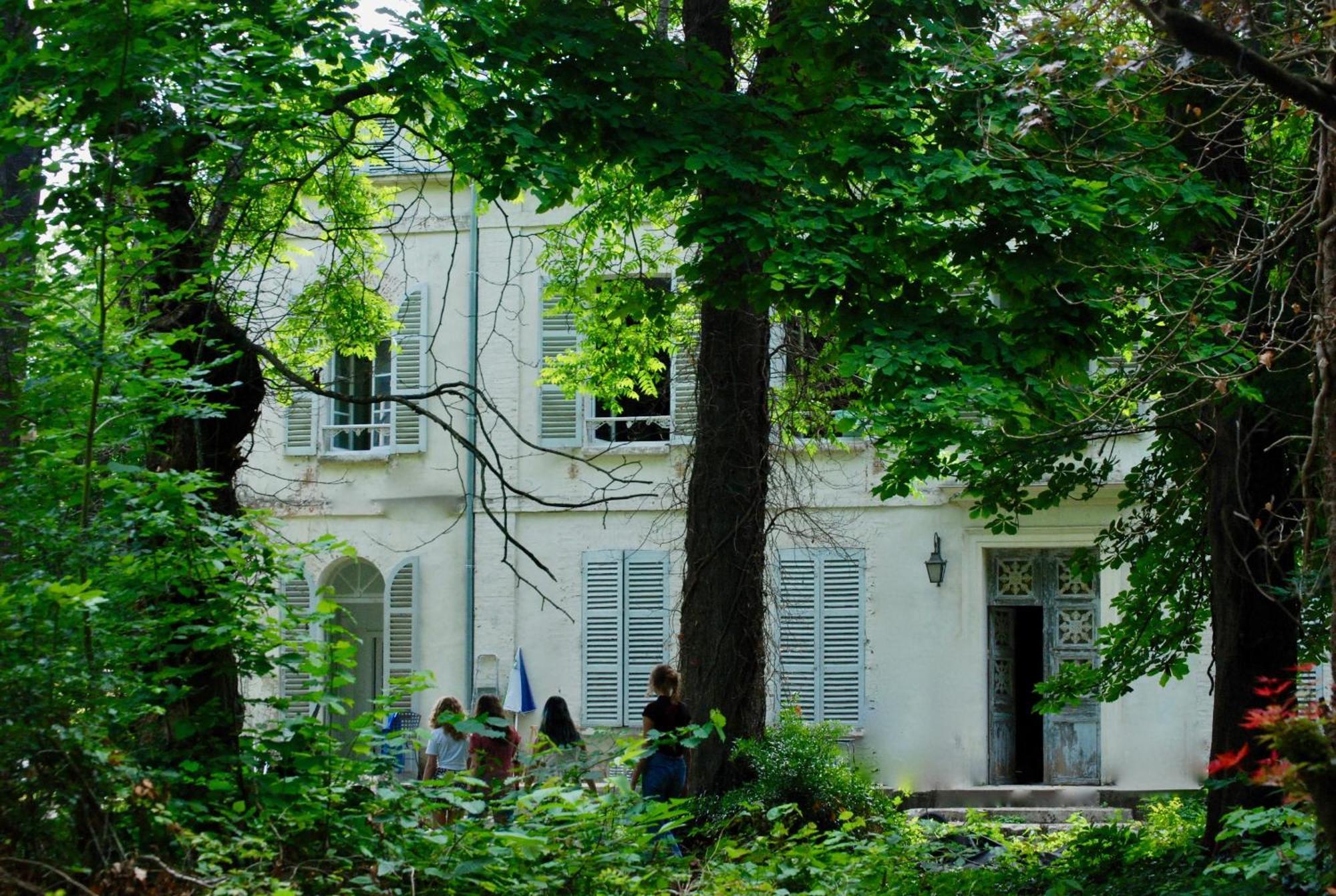Yxie - Manoir Des Arts Bed & Breakfast Villeblevin ภายนอก รูปภาพ